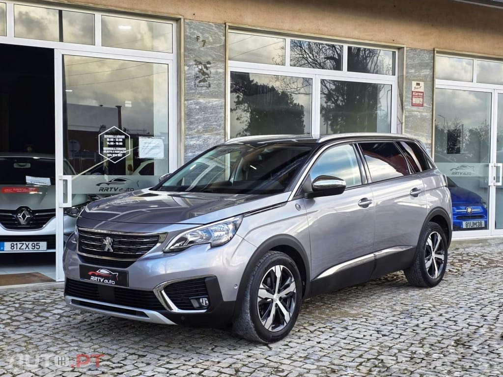 Peugeot 5008 PureTech 130 Crossway