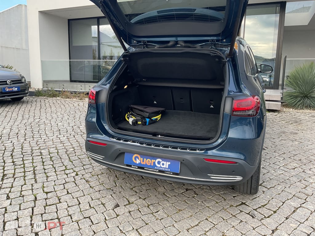 Mercedes-Benz EQA 250 Electric Art