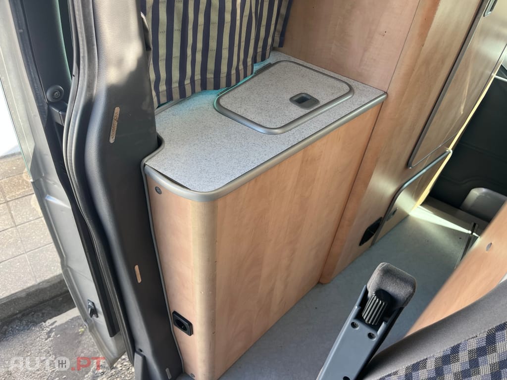 Ford Transit Outro