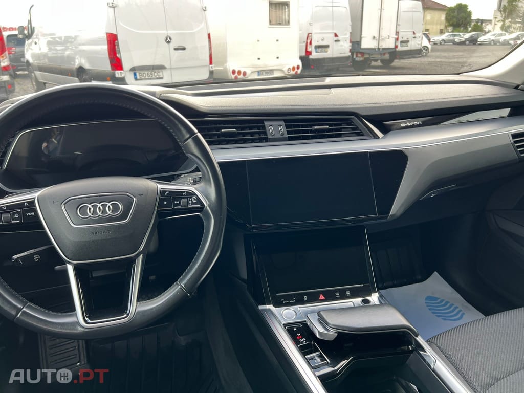 Audi E-Tron 55 quattro