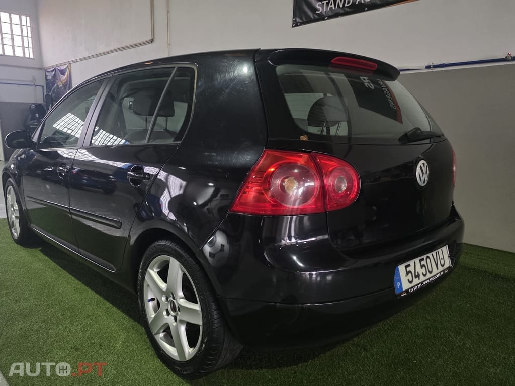 Volkswagen Golf 2.0 TDi Confortline
