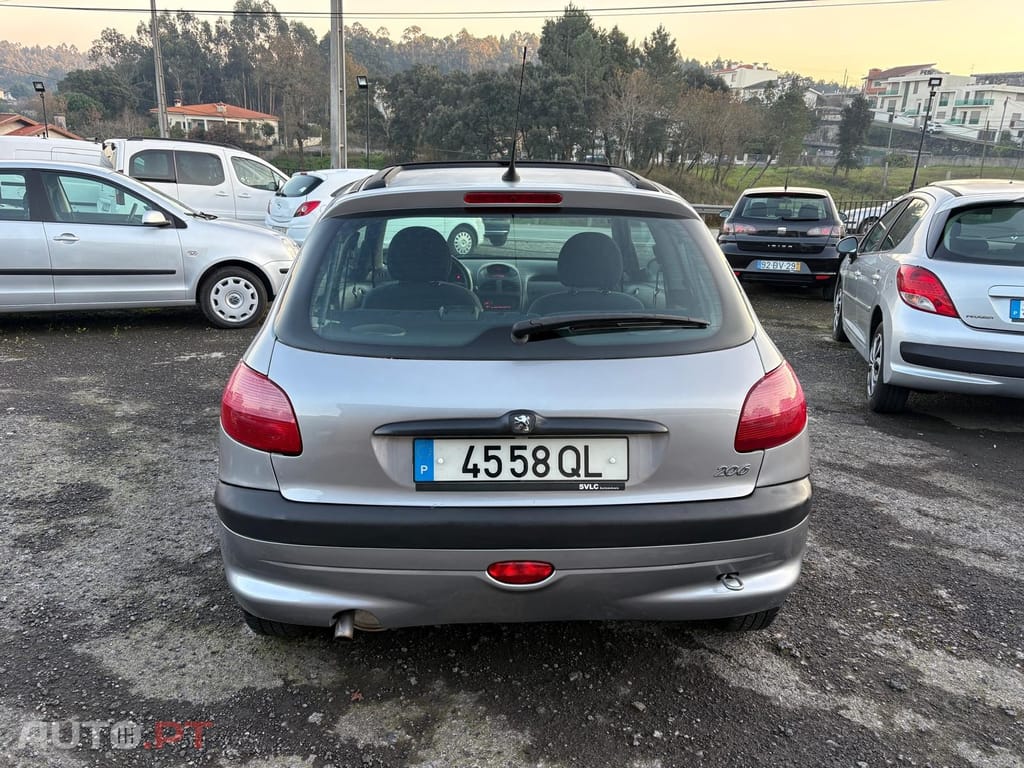 Peugeot 206 1.1 Color Line