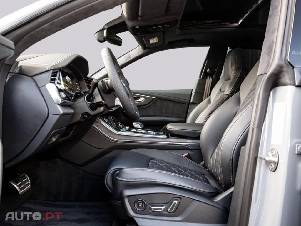 Audi Q8 TFSI e Competition I.V.A DEDUTIVEL 