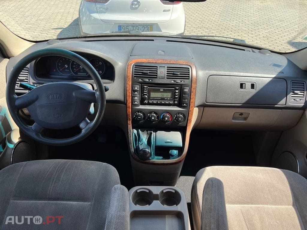 Kia Carnival 2.9 CRDi EX Confort
