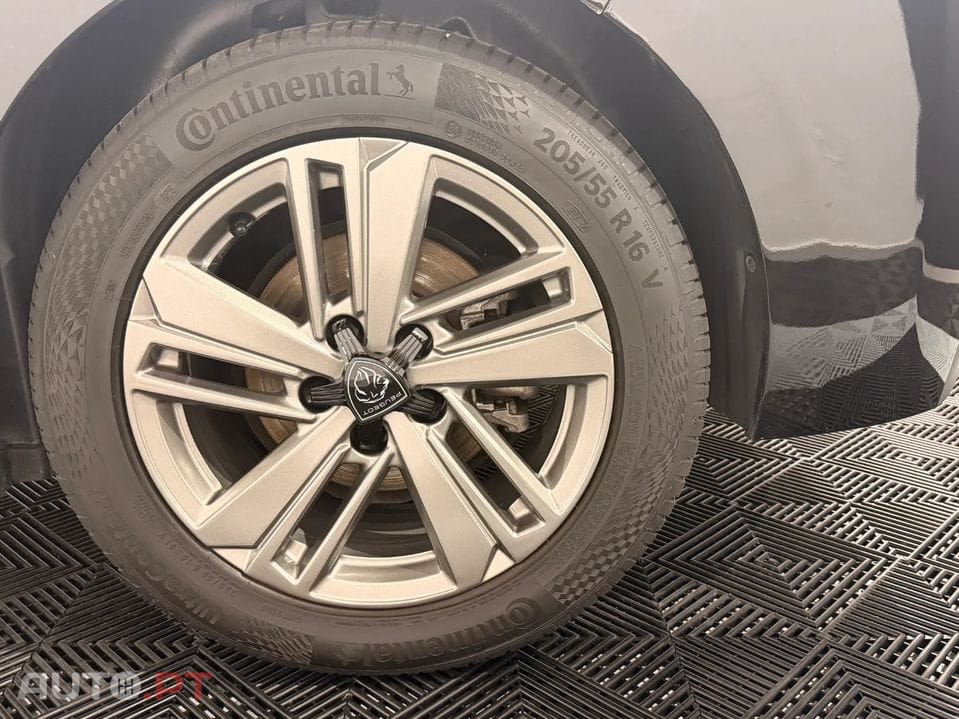 Peugeot 308 PureTech 110 Stop & Start Style