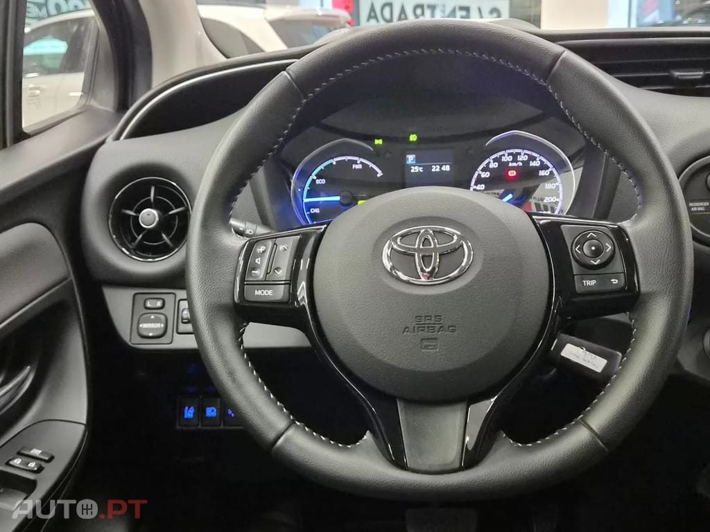 Toyota Yaris 1.5 HSD Comfort+P.Style