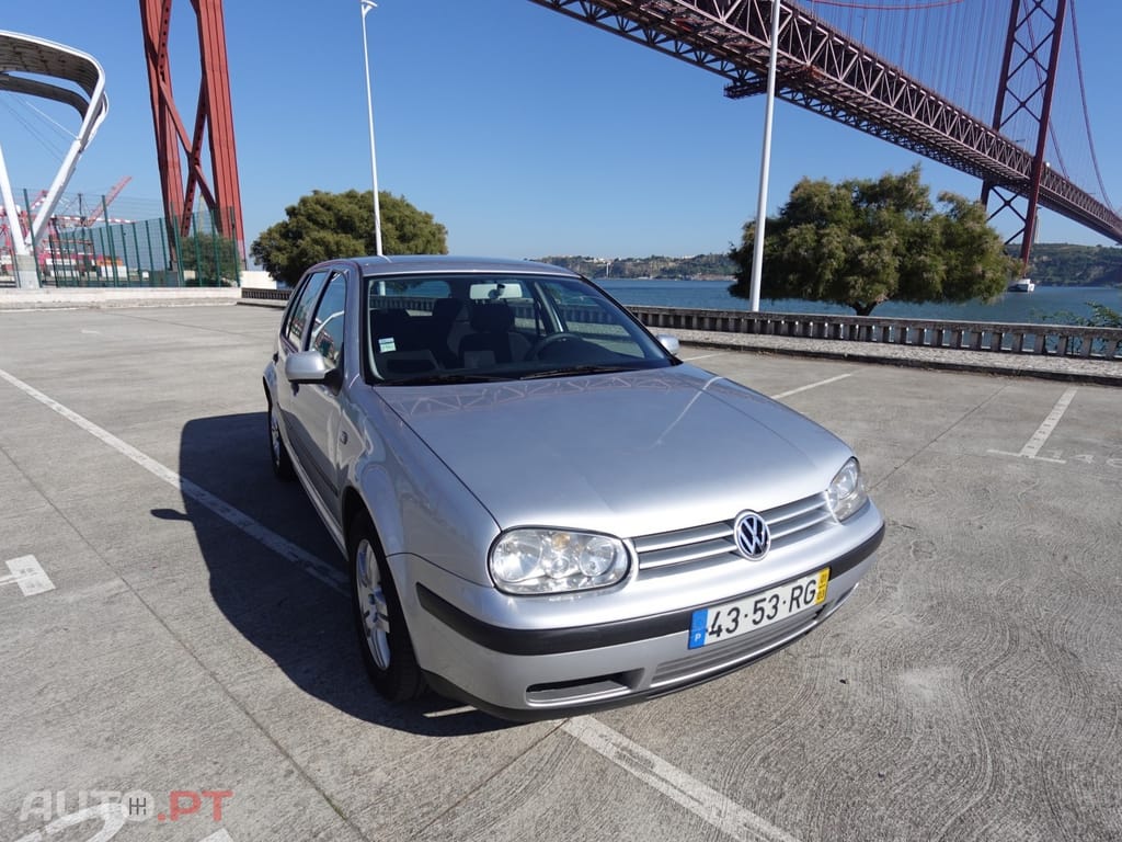 Volkswagen Golf 1.4i Confortline