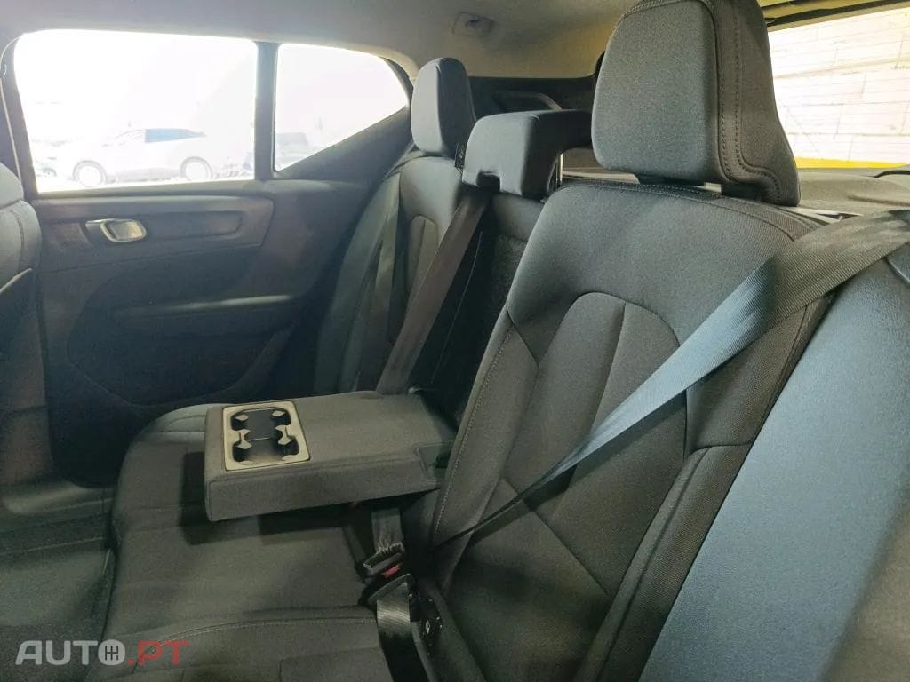 Volvo XC40 1.5 T5 PHEV R-Design Expression