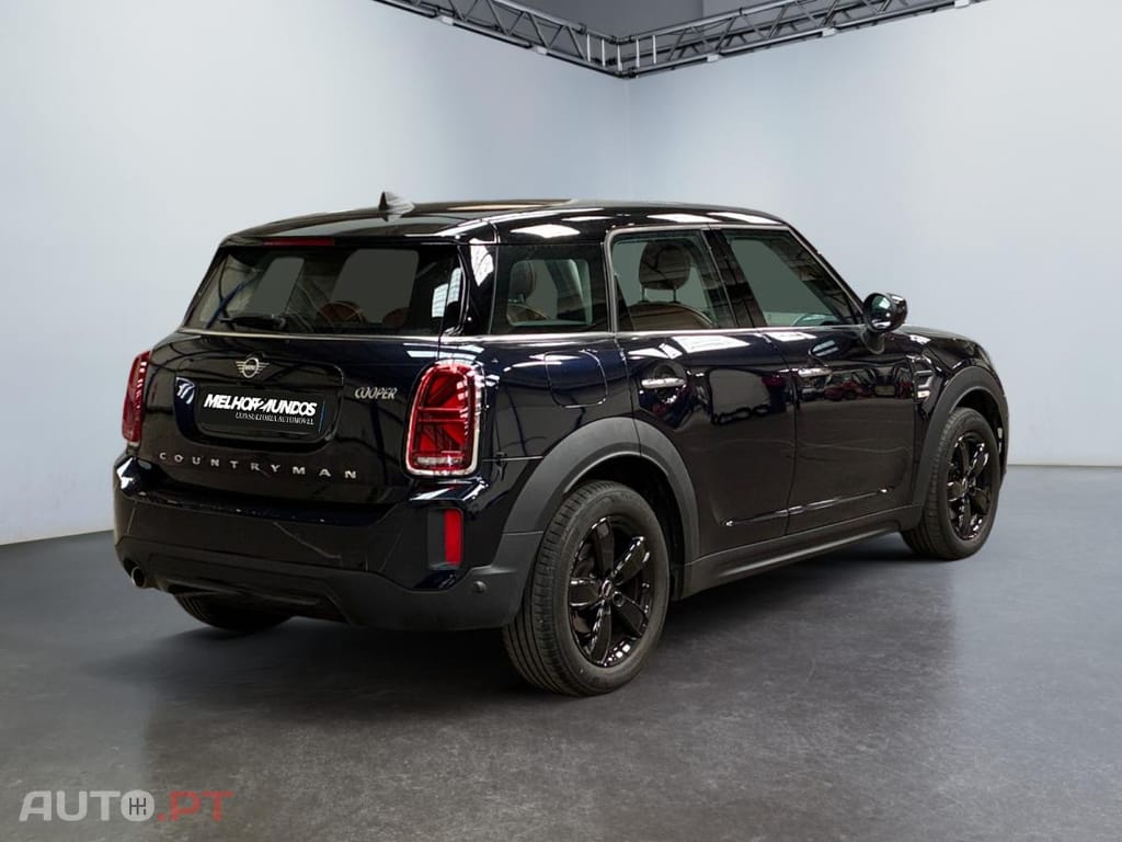 MINI Countryman Cooper Premium Plus Edition