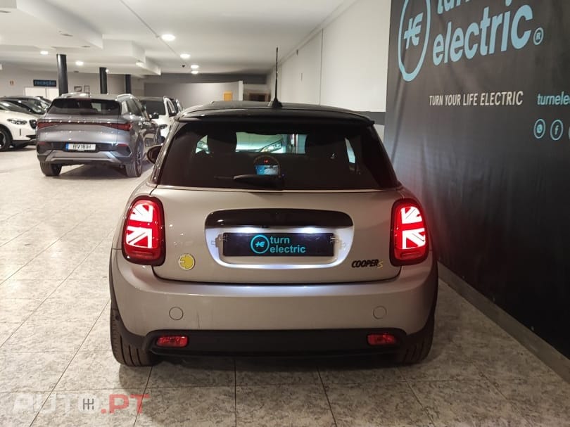 MINI Cooper Cooper SE