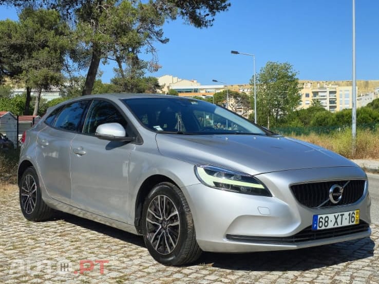 Volvo V40 2.0