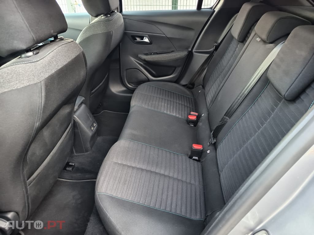 Peugeot E-208 50 kWh Allure