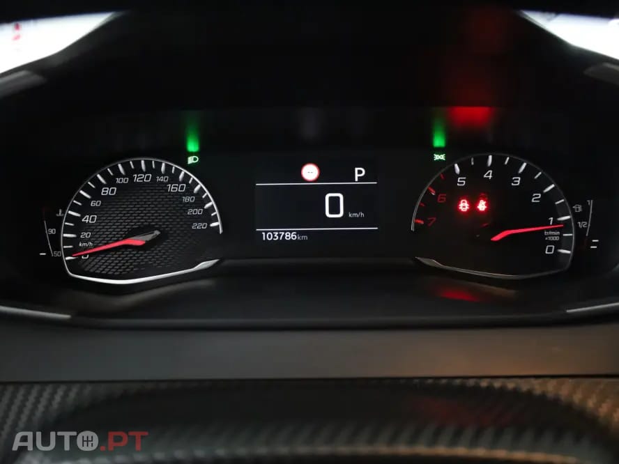 Peugeot 2008 Active Pack EAT8