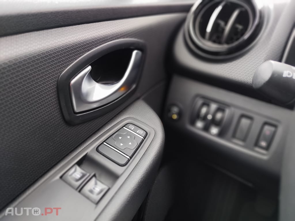 Renault Clio 0.9 TCE limited GPL