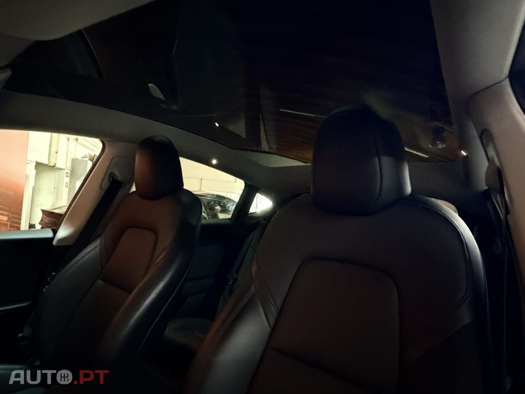 Tesla Model Y Tração Traseira