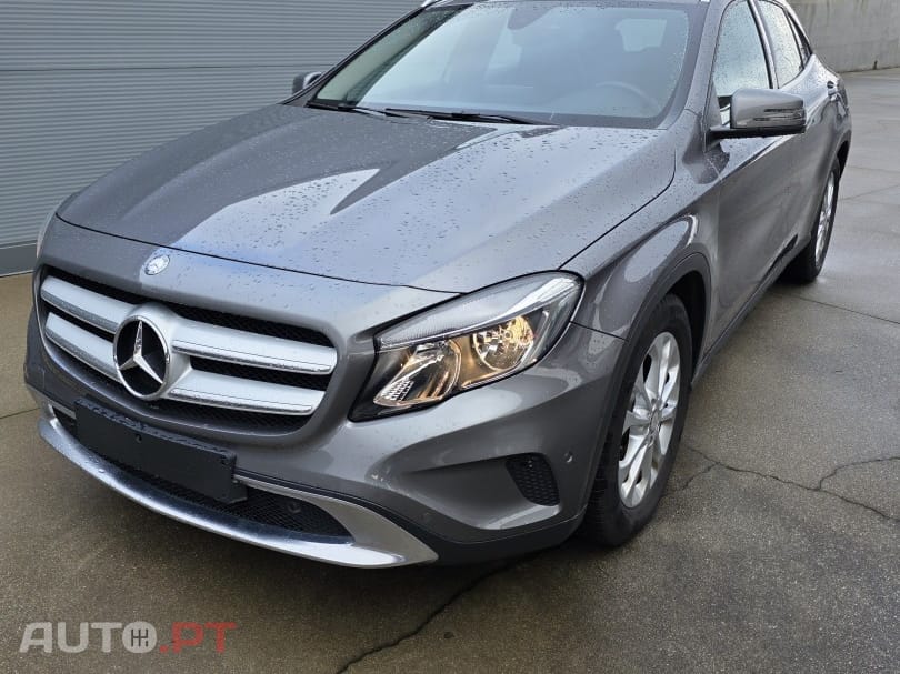 Mercedes-Benz GLA 180 d Urban