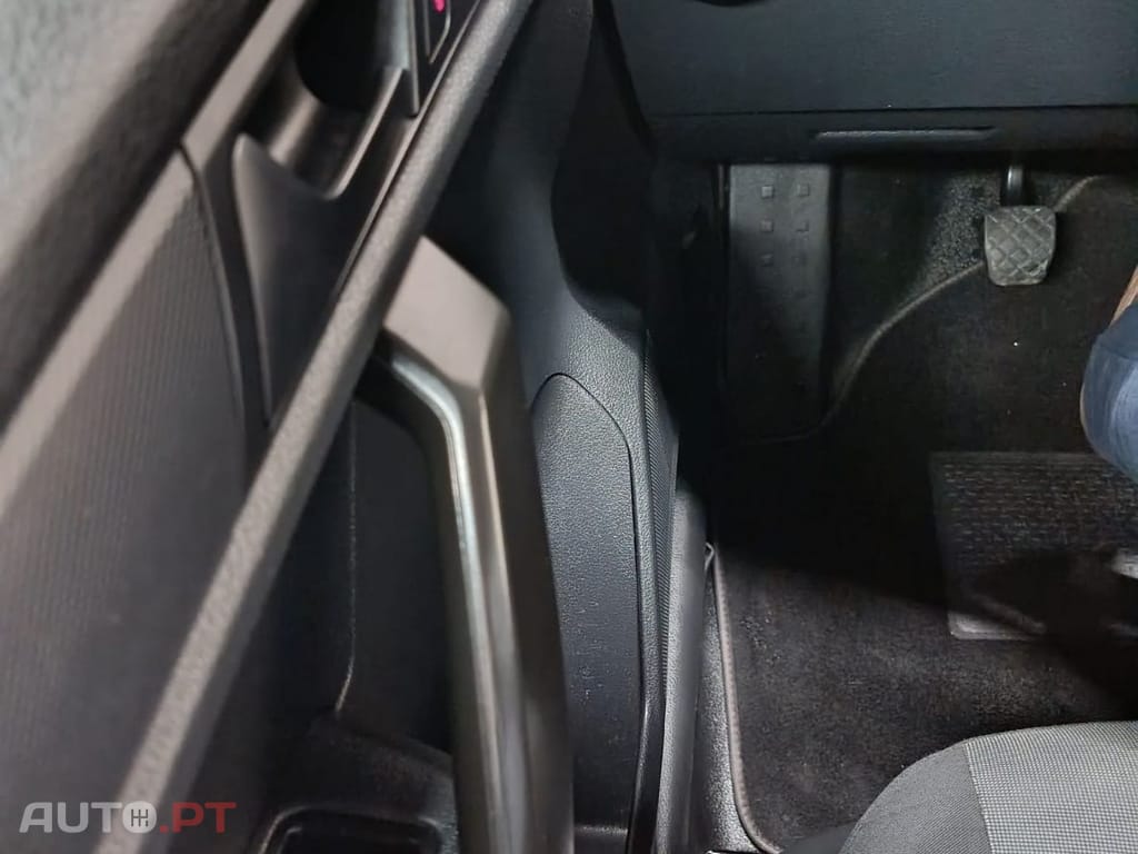 Volkswagen Caddy Maxi 2.0 TDi  102cv