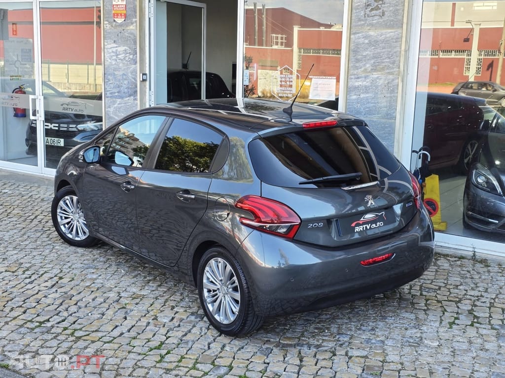 Peugeot 208 1.2 PureTech Style