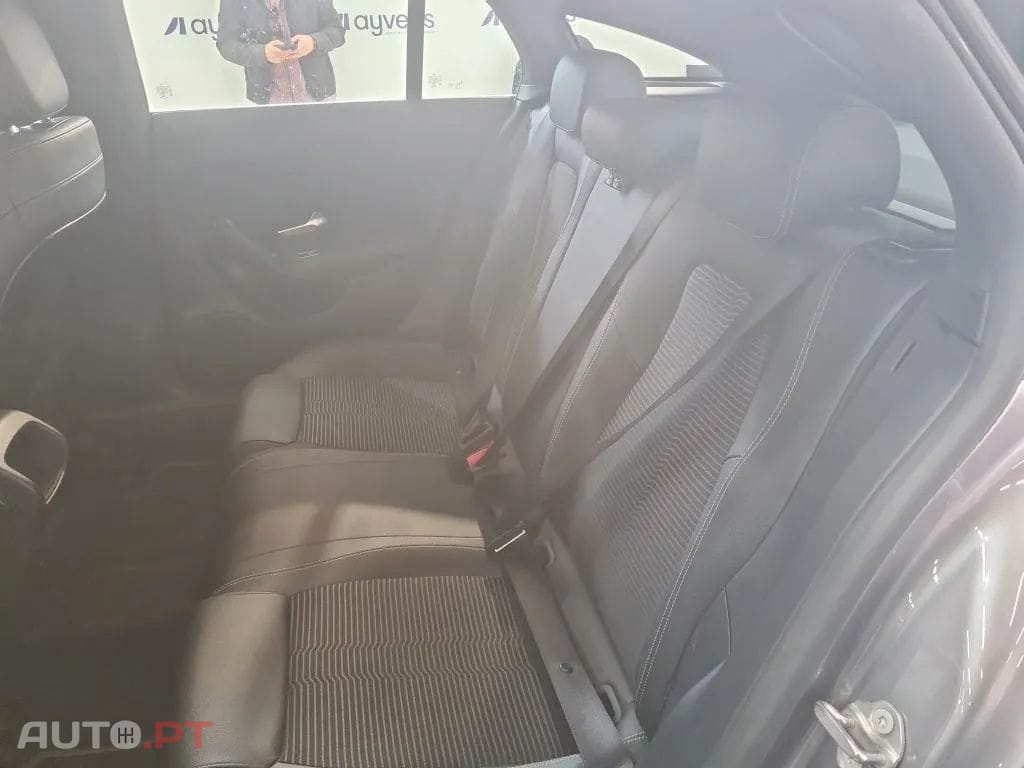 Mercedes-Benz CLA 250 e Shooting Brake Style Plus