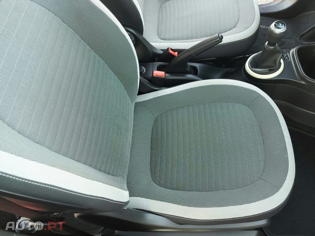 Renault Twingo 1.0 SCE INTENS