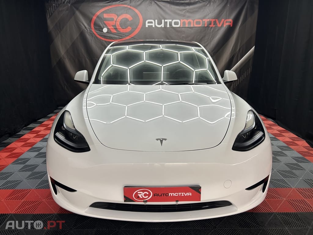 Tesla Model Y Tração Traseira