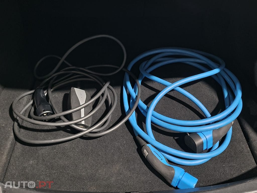 Tesla Model 3 LONGE RANGE DUAL MOTOR