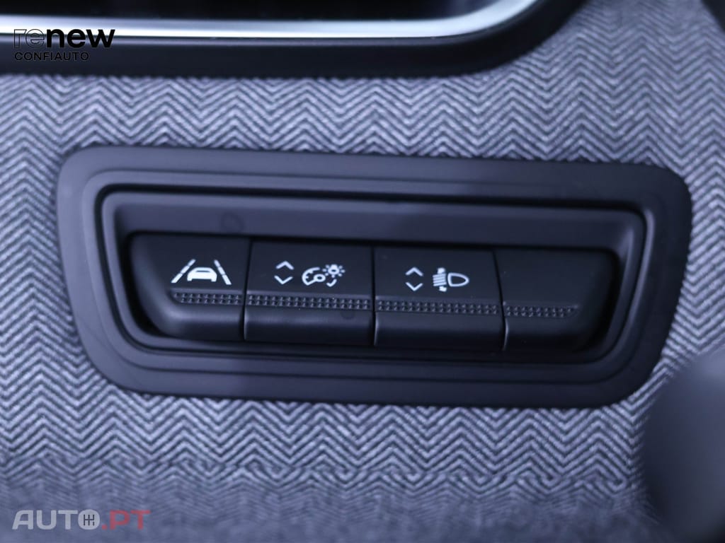 Renault Clio 1.0 Tce Techno — fotografia 13