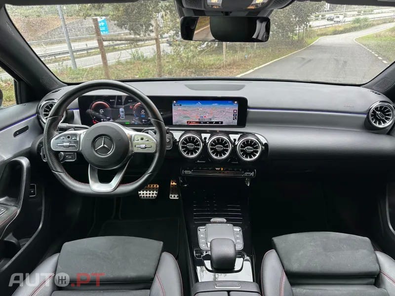 Mercedes-Benz A 250 e AMG Line