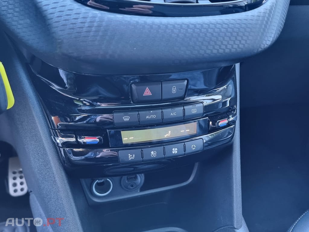 Peugeot 208 1.2 PureTech Style