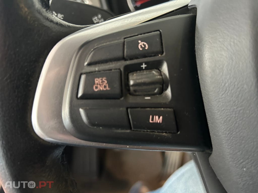 BMW X1 16 d sDrive Line xLine