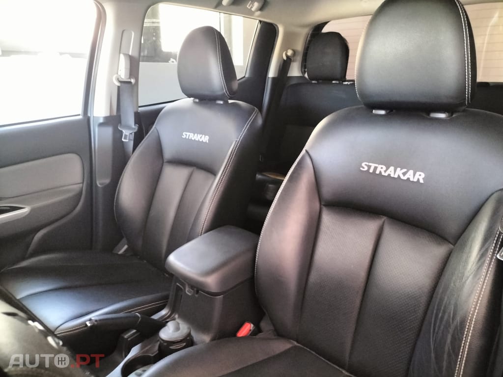 Mitsubishi L200 l200 sport