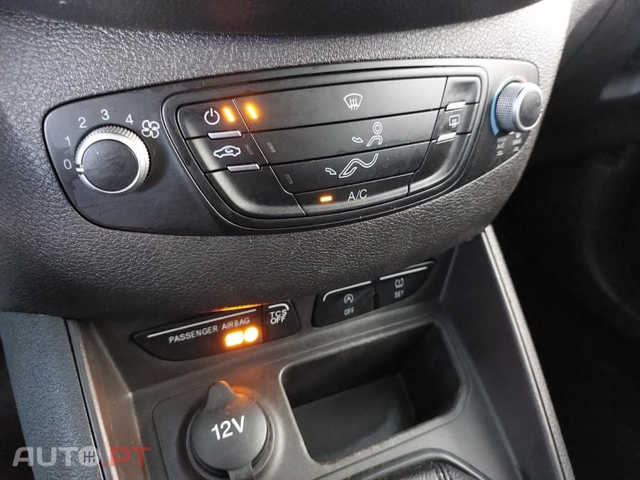 Ford Tourneo 1.5 TDCi Ambiente