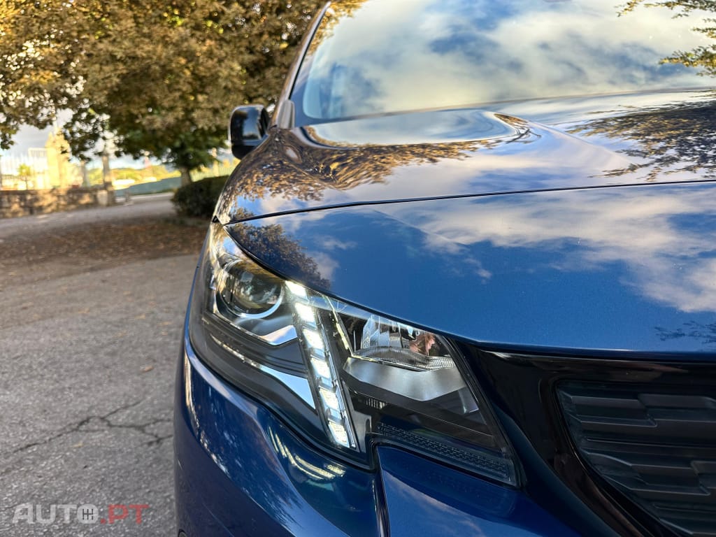 Peugeot E-Rifter 50 kWh Long GT