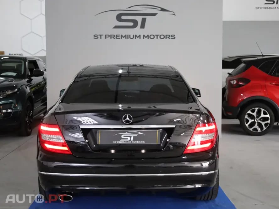 Mercedes-Benz C 220 CDI DPF (BlueEFFICIENCY)