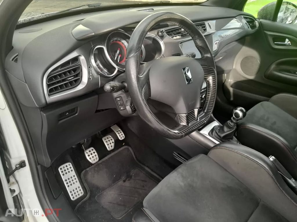 Citroen DS3 1.6 THP Racing