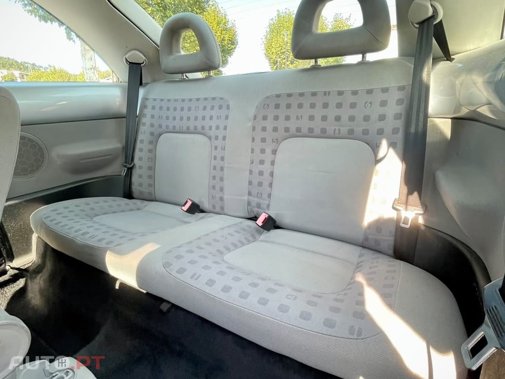 Volkswagen New Beetle 1.4