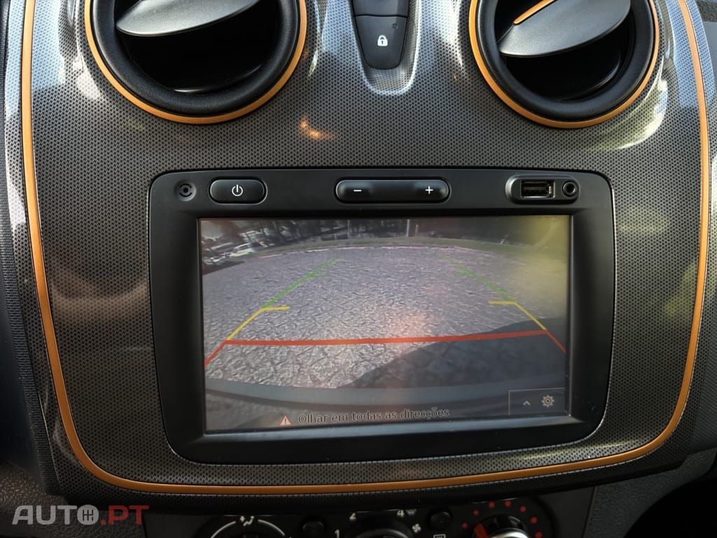 Dacia Sandero 0.9 TCe Stepway — fotografia 14