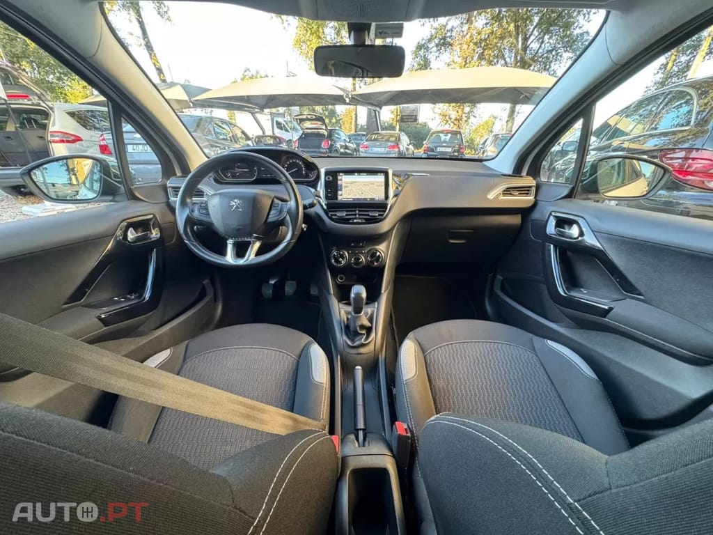Peugeot 208 1.2 PureTech Style