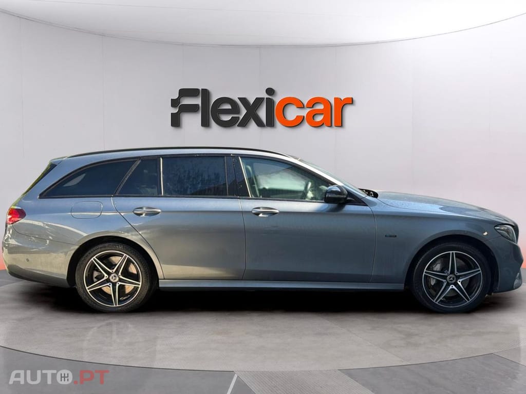Mercedes-Benz E 300 300 de 9G-TRONIC AMG Line