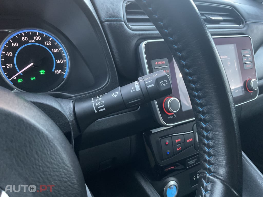 Nissan Leaf N-Connecta