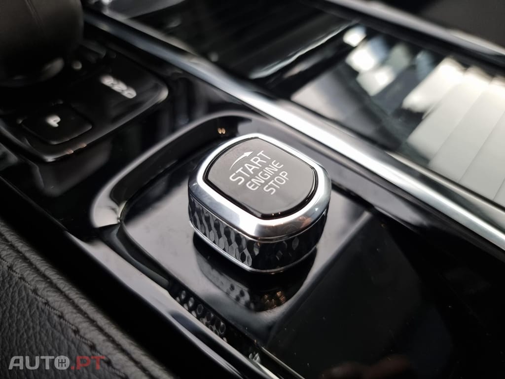 Volvo V60 2.0 T6 AWD TE Inscription Expression — fotografia 41