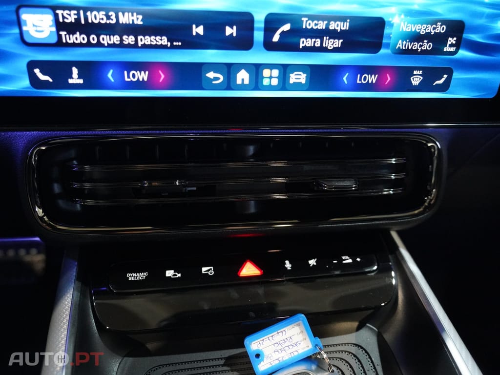 Mercedes-Benz CLA 250 com tecnologia EQ