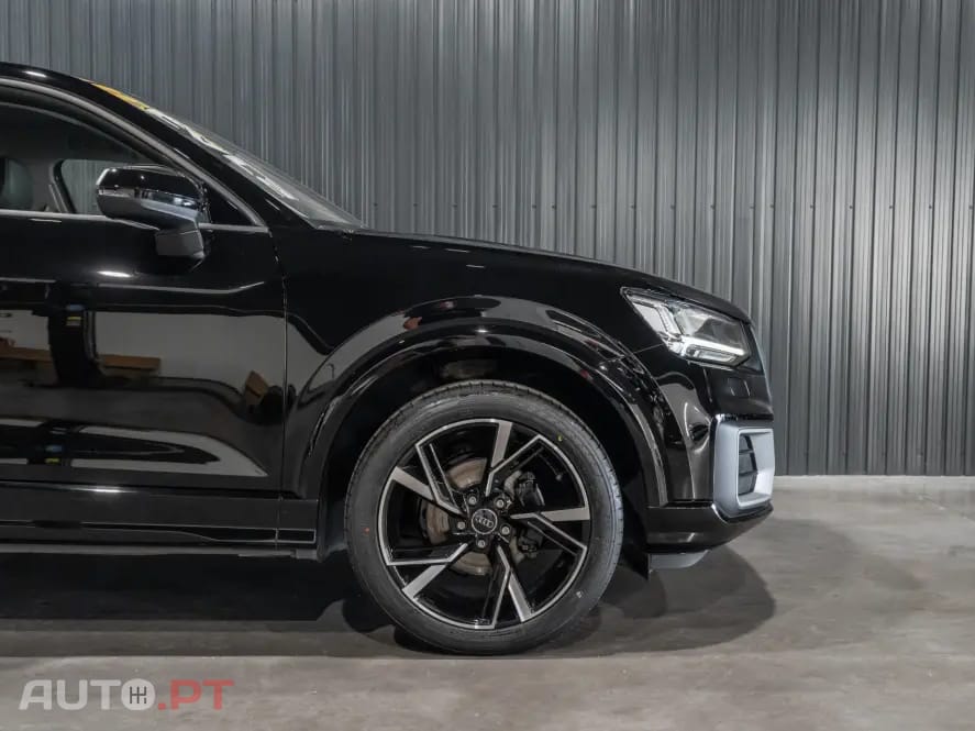 Audi Q2 30 TFSI S line