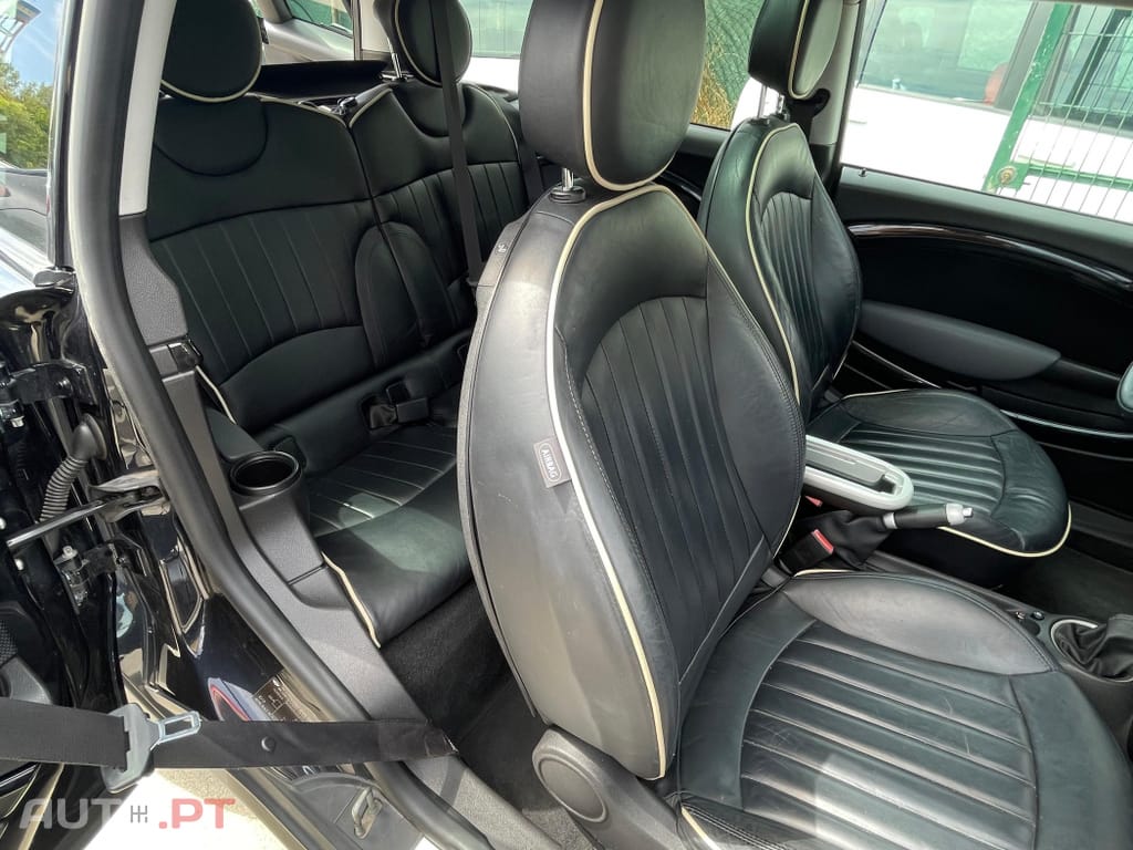 MINI Cooper Auto