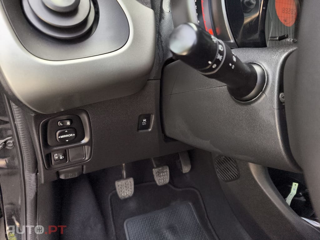 Citroen C1 1.2 VTi Shine