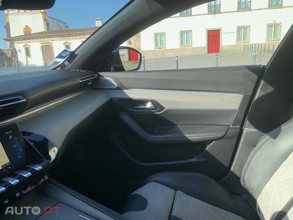 Peugeot 508 225 GT hybrid