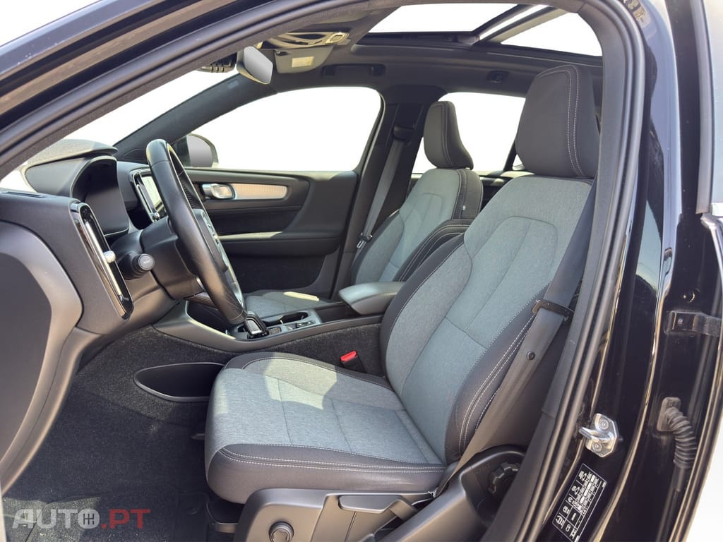 Volvo XC40 T4 Recharge DKG Inscription Expression