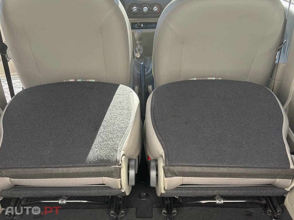 Renault Twingo 1.2 LEV 16V 75