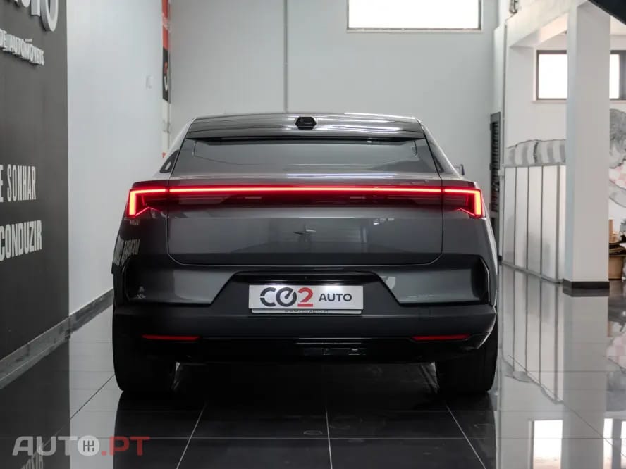 Polestar 4 Long Range 100 kWh Dual Motor Performance Prime