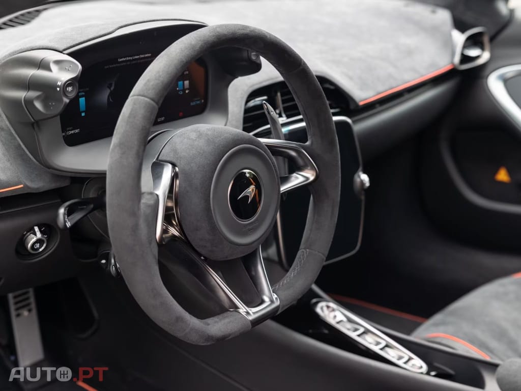 McLaren Artura I.V.A DEDUTIVEL Performance 